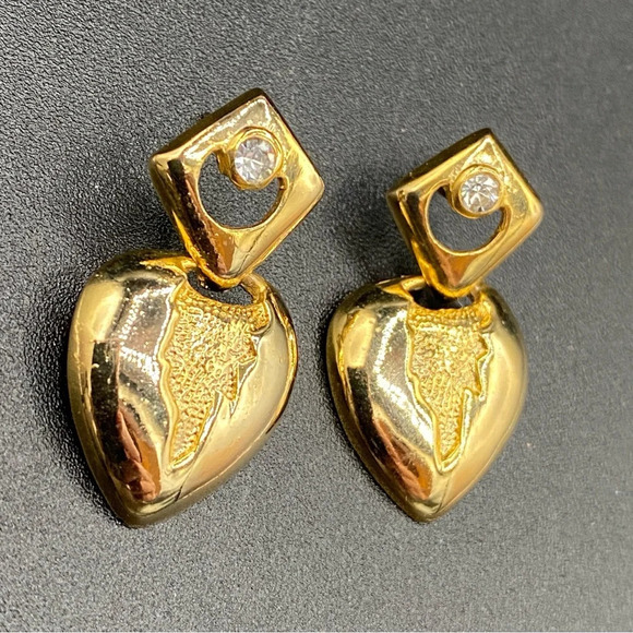 Gothic Style Dripping Heart Gold Plated Dangle Earrings with Rhinestone Accent - Picture 5 of 9